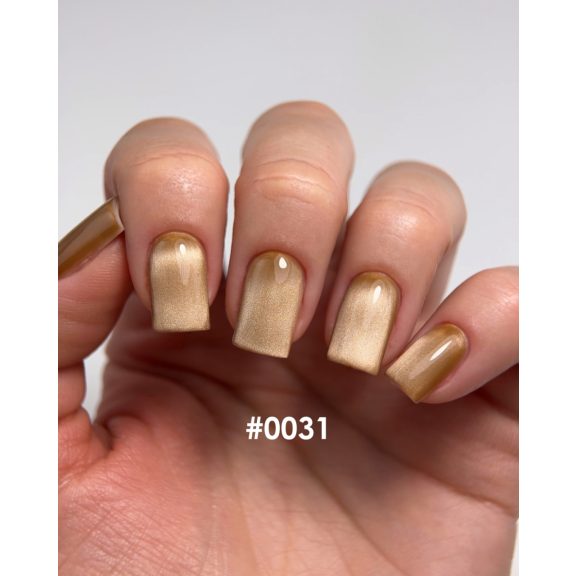 "DNKa" COLOR GEL POLISH, #0031 Silk Cat’s Eye