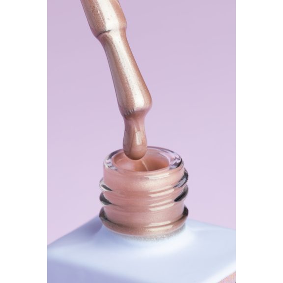 "DNKa" COLOR GEL POLISH, #0033 Silk Cat’s Eye