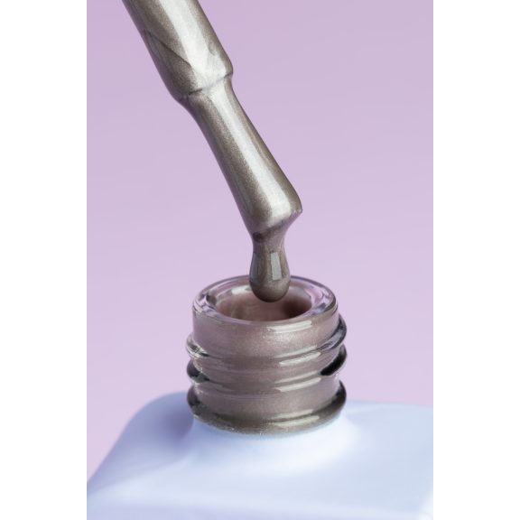 "DNKa" COLOR GEL POLISH, #0034 Silk Cat’s Eye