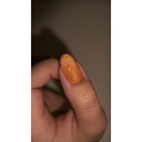 "DNKa" COLOR GEL POLISH, #0001 Cat Eye 80’s