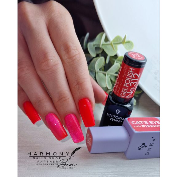 "DNKa" COLOR GEL POLISH, #0003 Cat Eye 80’s