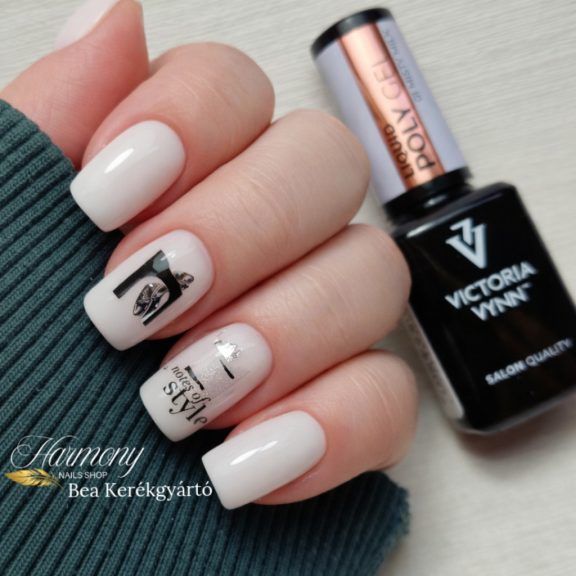 Victoria Vynn - Liquid Polygel - 01 Misty Milk 15ml
