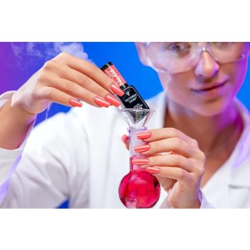 Victoria Vynn - Gel Polish - 416 Coralline 8ml