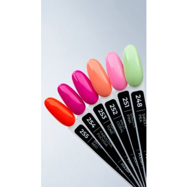 Victoria Vynn - Gel Polish - 254 Fabulous Fuchsia 8ml