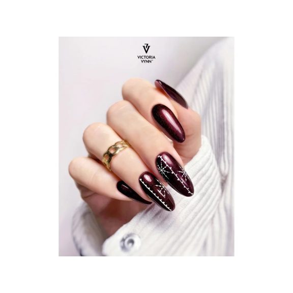 Victoria Vynn - Gel Polish - 352 Santa 8ml